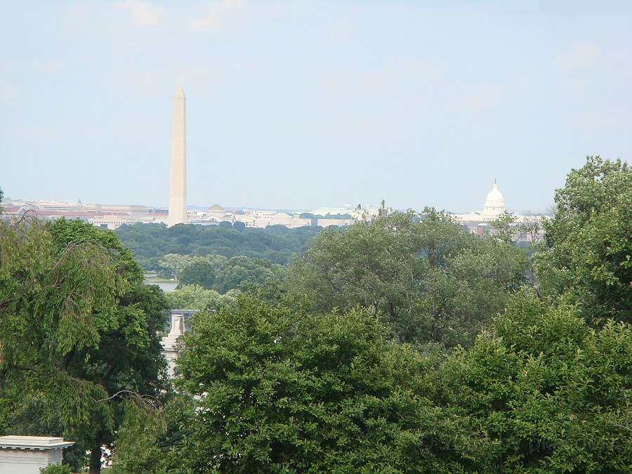 Washington DC [2009 July 02] 018.JPG - Scenes from Arlington National Cemetery.